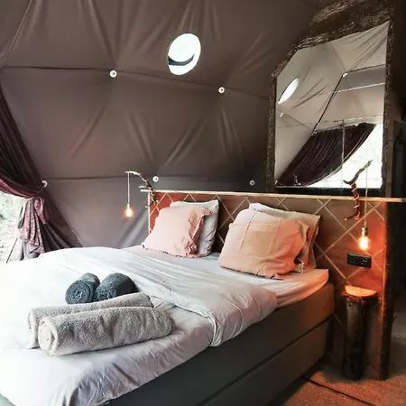 Reve Aveyron Lodge *