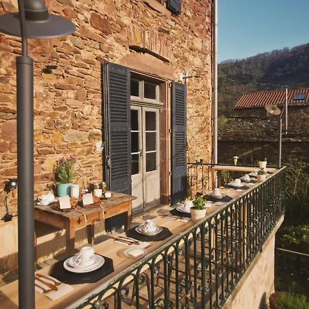 Lodge Reve Aveyron Broquies