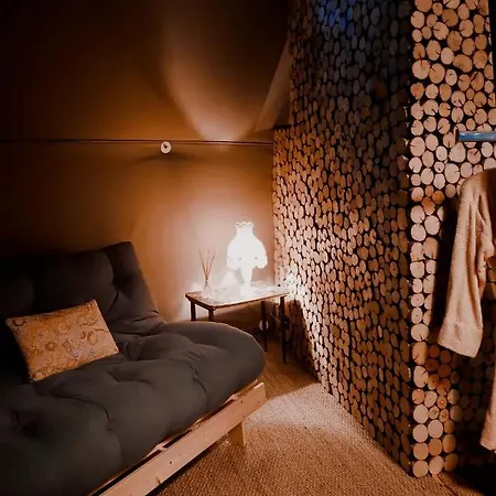 Reve Aveyron Lodge Broquies